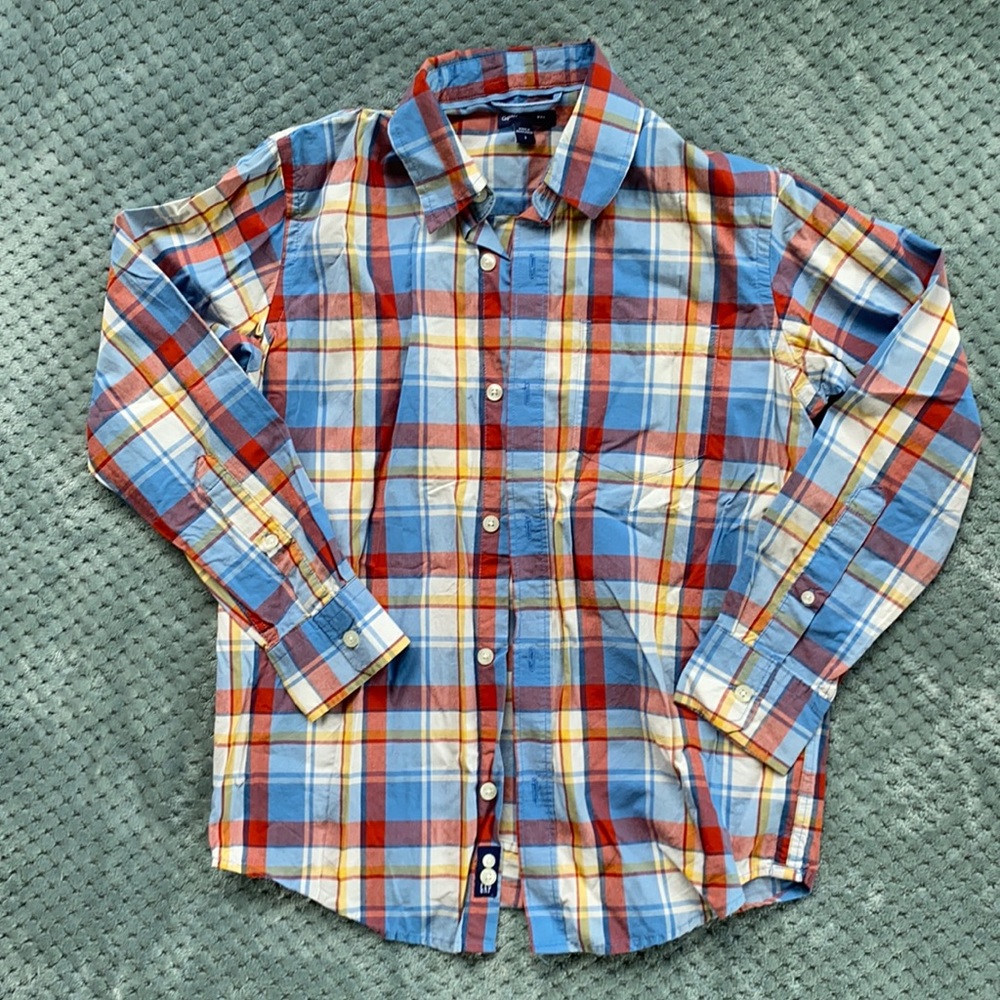 GAP Kids dress shirt. Boys size Large.